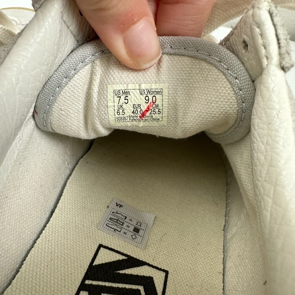 Vans‎ Sneakers Style 36 Gum Light Grey Low Top Skate Suede M 7.5 W 9